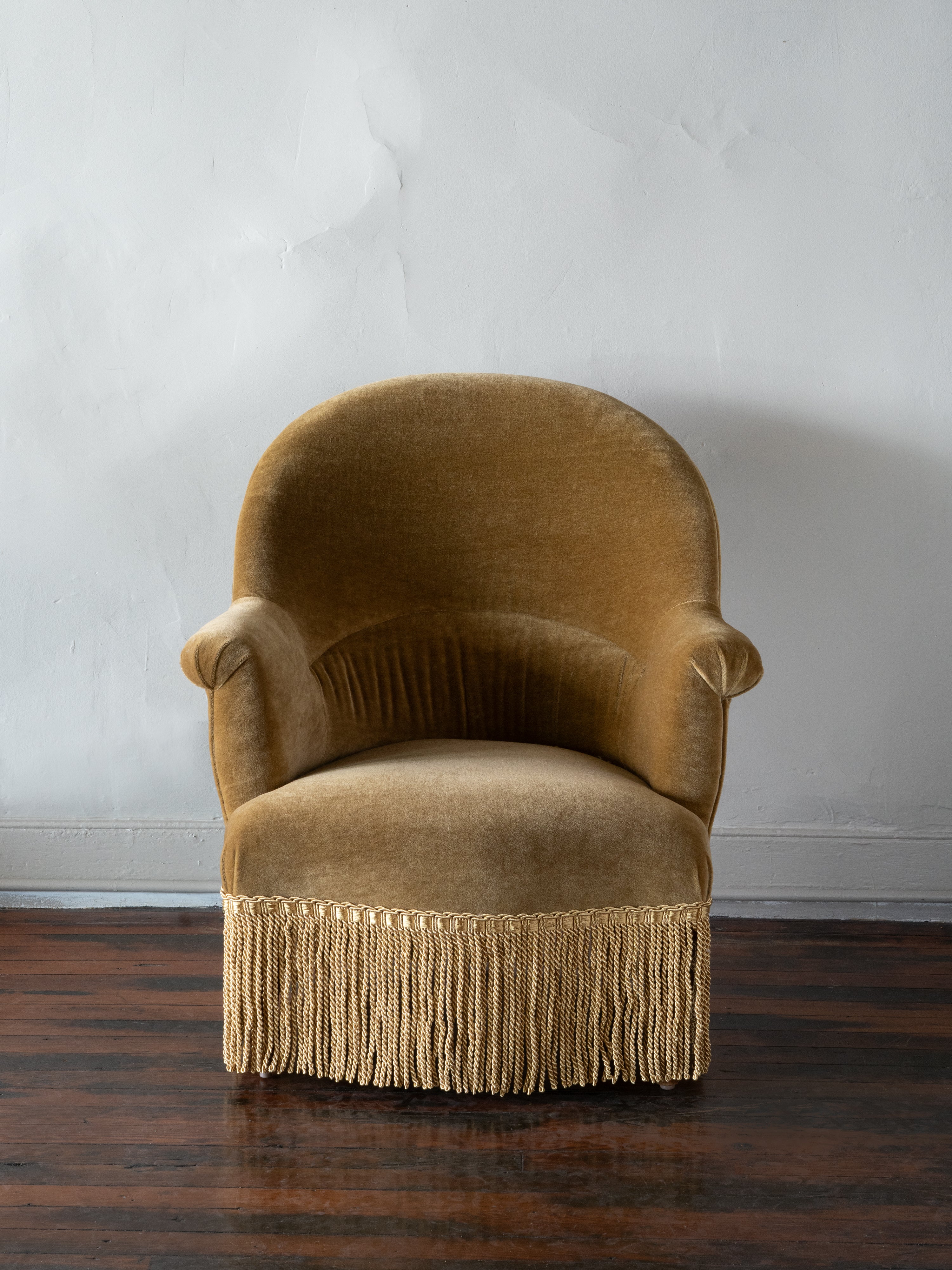 19th C. French Crapaud Chair in Camel Mohair