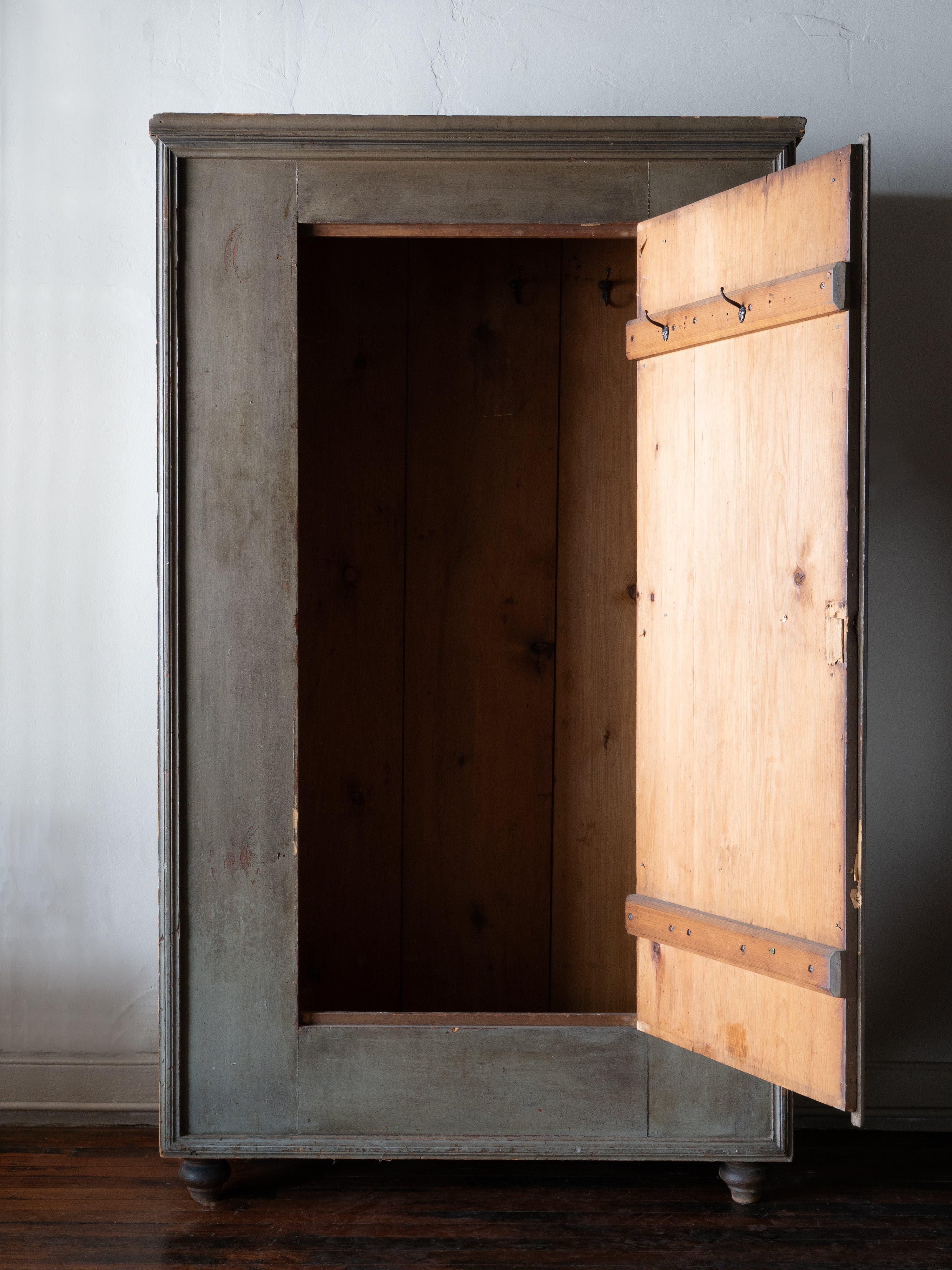 19th C. American Cabinet