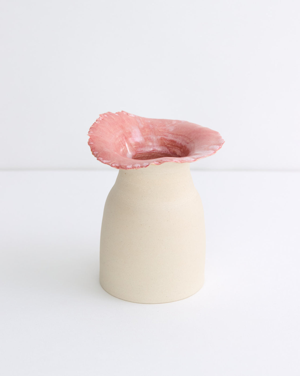 Ruffle Vase, Medium